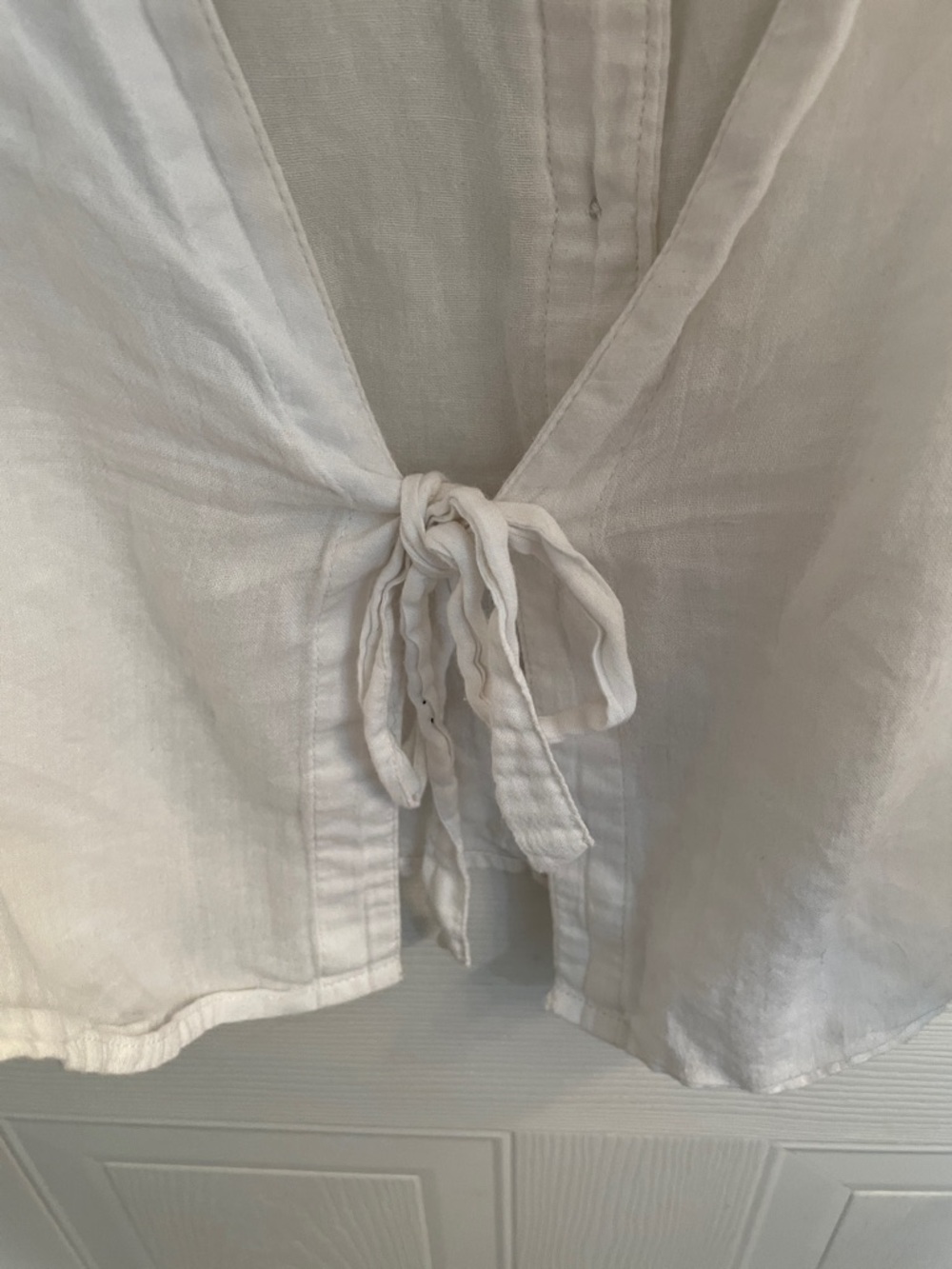 William Rast White Button-Down Short Sleeve Shirt - Picture 2 of 6